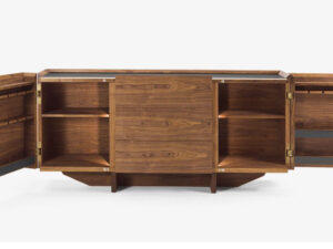 Riva 1920, handgemaakte, houten design meubelen uit Italië. Prachtige ontwerpen gemaakt met Liefde en passie voor het meubelmakersvak.
