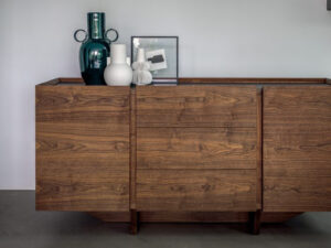 Riva 1920, handgemaakte, houten design meubelen uit Italië. Prachtige ontwerpen gemaakt met Liefde en passie voor het meubelmakersvak.