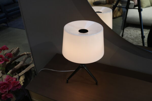 Foscarini - Lumiere XXS - Showroomsale - tafellamp in zwart chroom en wit glas. Bij Gulden Interieur.