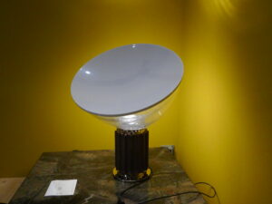 FLOS – Taccia
